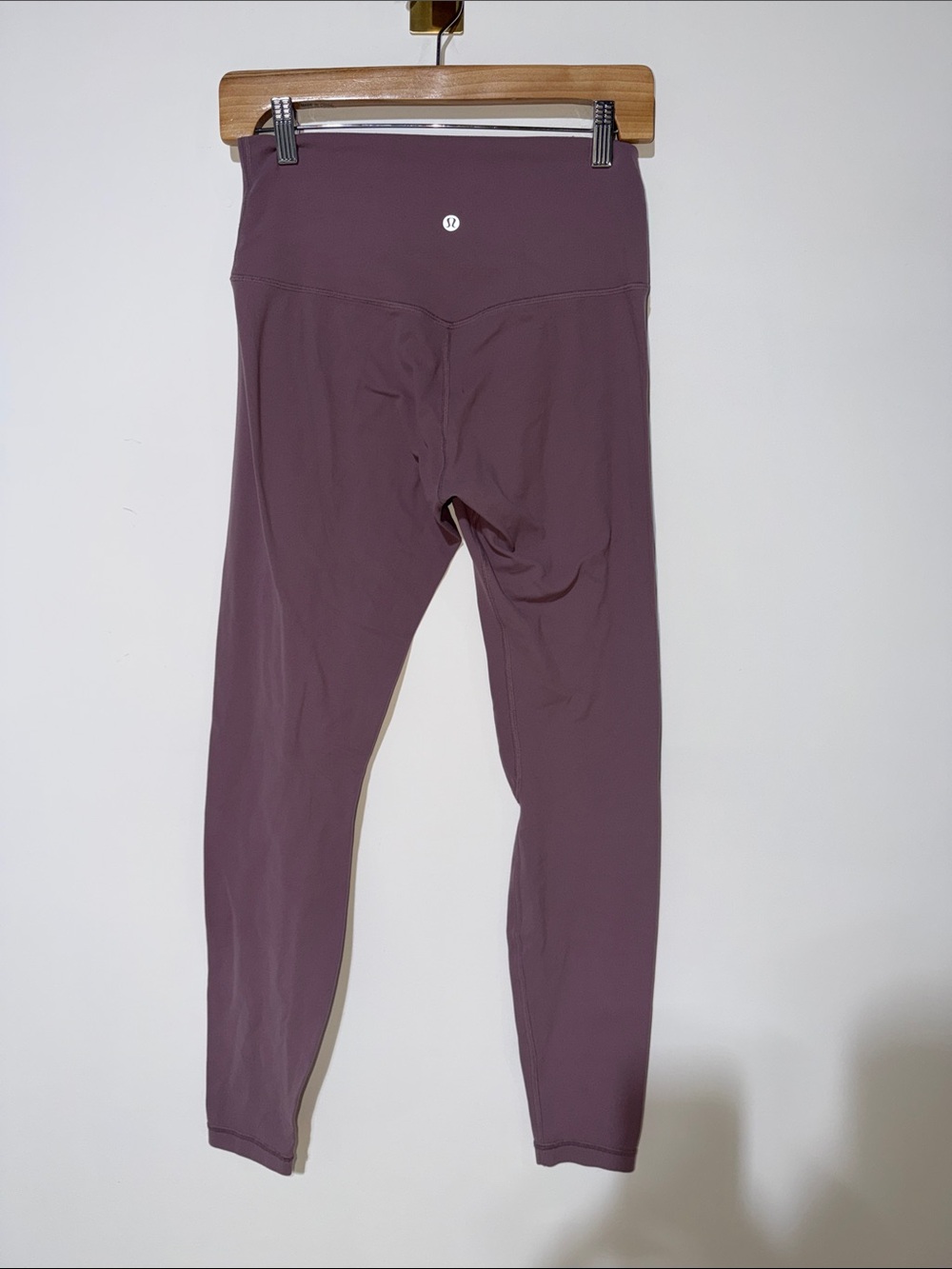 Lululemon align pants 28” size 8 performance wear